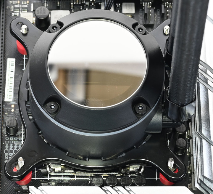 Cougar Poseidon GT 360一體式水冷散熱器簡介及測試