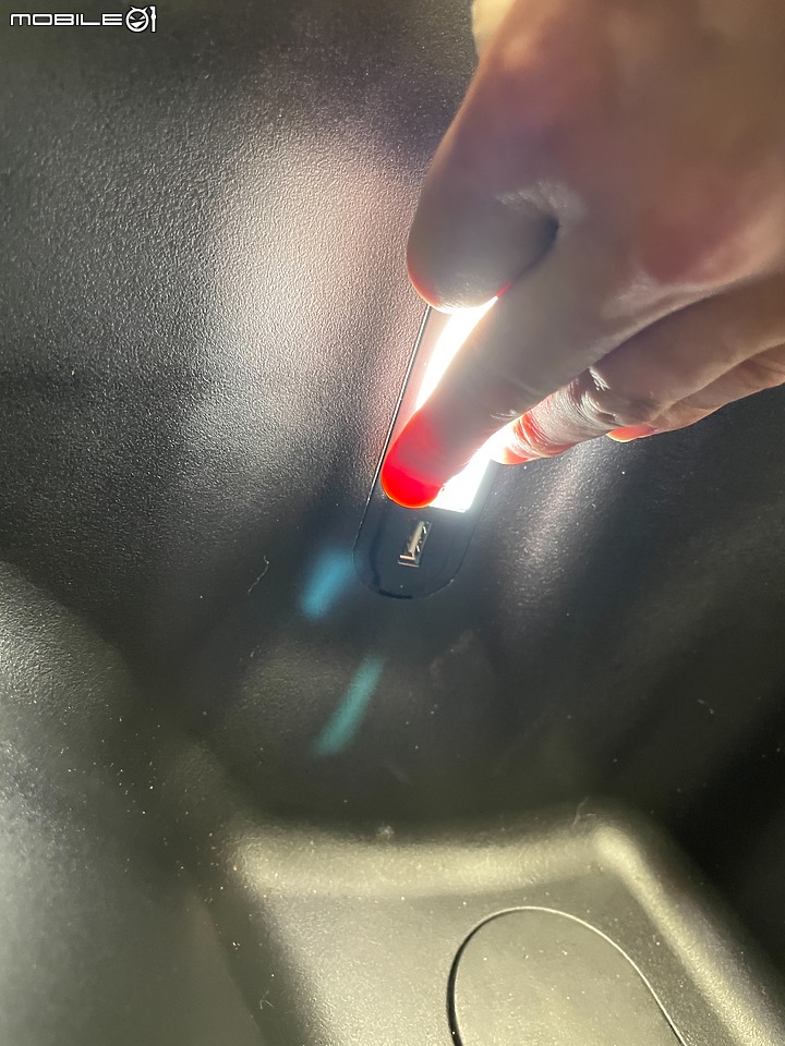 <試乘體驗心得> 宏佳騰智慧電車 Ai-1 Ultra Belt @台北信義宏佳騰智慧電車