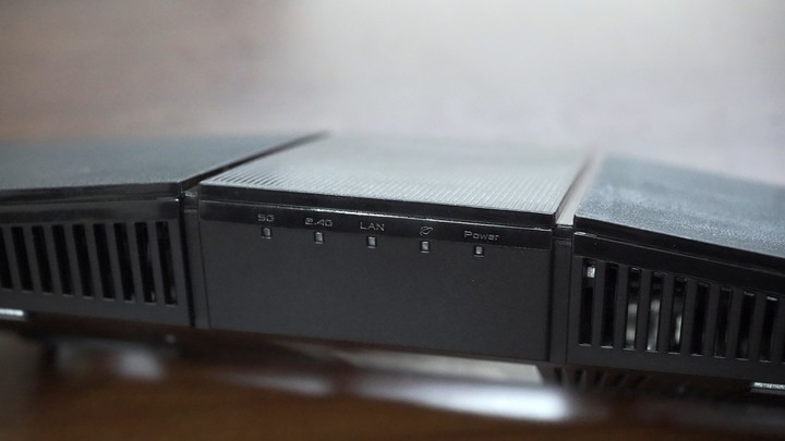 【開箱】入門路由器輕鬆上網無煩惱~ ASUS RT-AX1800S輕開箱