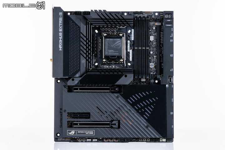Intel 第 13 代 Core-S Raptor Lake 處理器編輯測試盒組開箱 feat ROG Maximus Z790 Extreme 主機板
