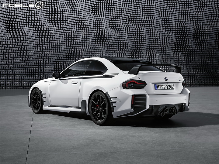【海外新訊】BMW 為 M2 推出超強烈風格的 M Performance 套件!