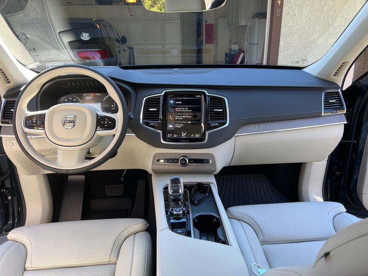 舊的不去新的不來~2022 XC90 Recharge