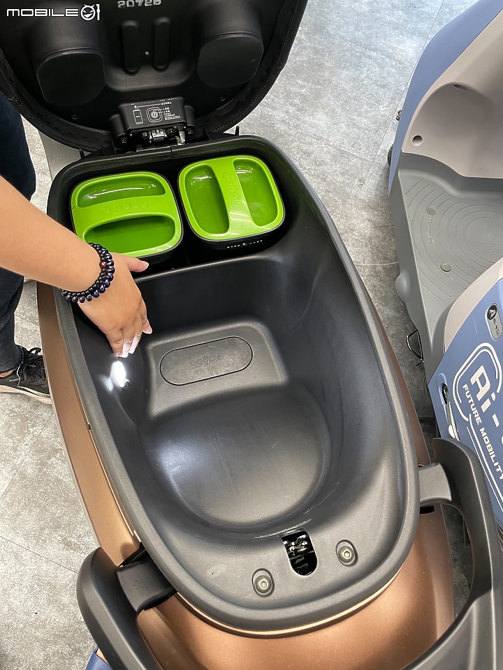 <試乘體驗心得> 宏佳騰智慧電車 Ai-1 Ultra Belt @台北信義宏佳騰智慧電車