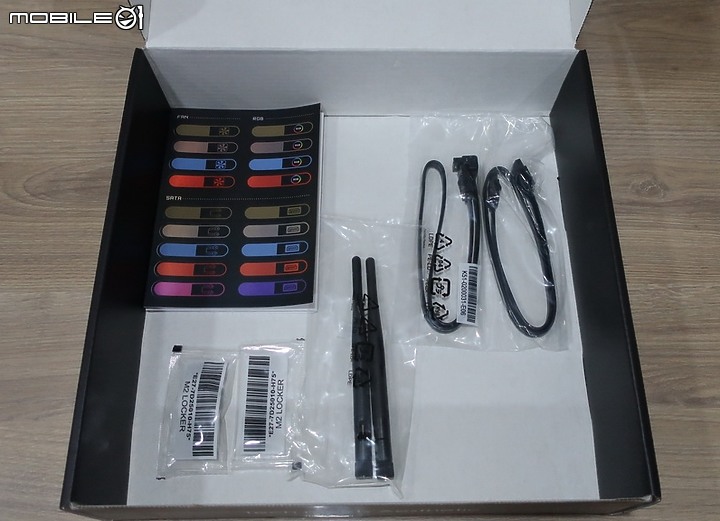經典 MORTAR 迫擊砲 msi 微星 AM5 B650 Mortar WiFi 開箱