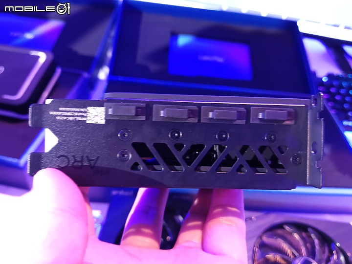 【體驗會實況】晶片大戰白熱化， intel 十三代利刃出鞘、Arc 顯卡雙劍合璧逐鹿天下！
