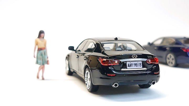 三大品牌1:43比例黑色Infiniti Q50模型車特色分享