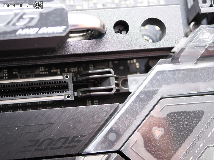 點我看大圖 ROG STRIX 繼續升級 ROG STRIX Z790-E GAMING WIFI 開箱