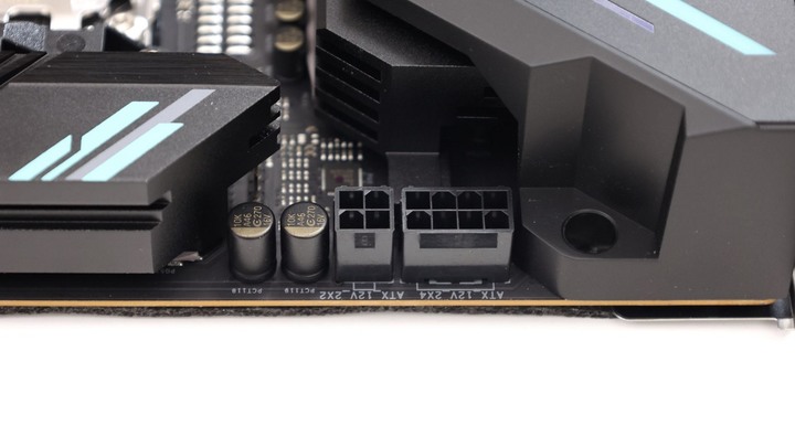 點我看大圖 B650E 放在 M-ATX 會擦出什麼火花?R5 7600X 搭配 BIOSTAR B650EGTQ 開箱