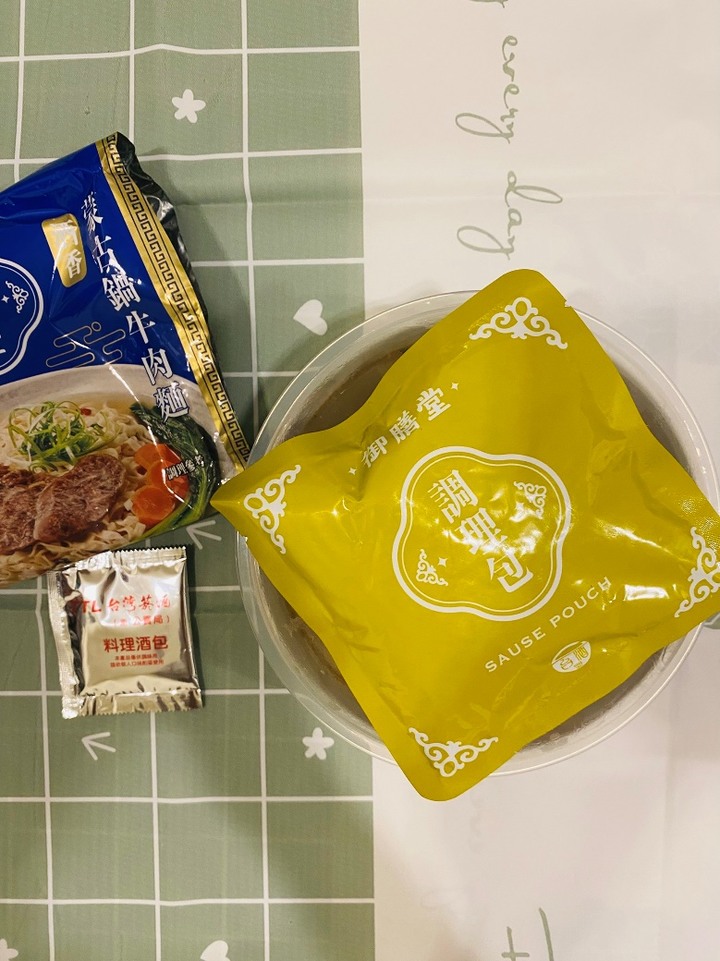 你吃過最厲害的牛肉泡麵是?