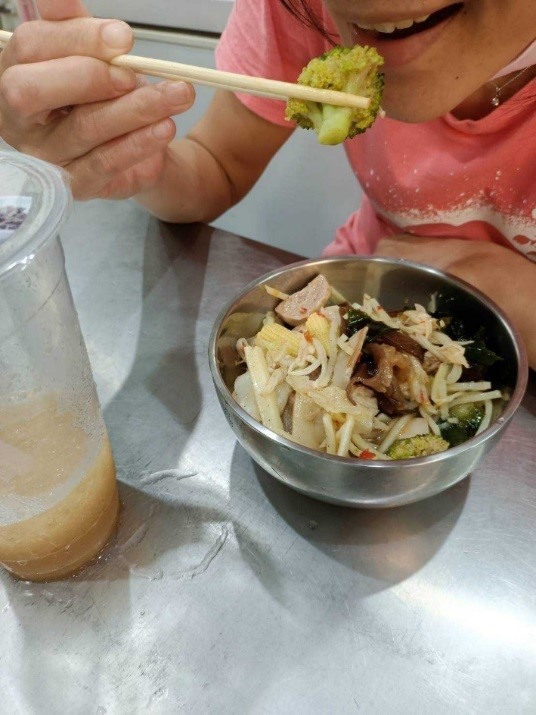 鹹東鹹西鹹水雞