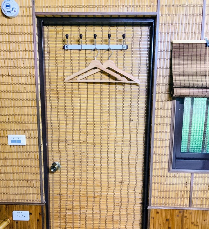 海盜村一泊四食,度假、玩樂一站滿足│不老玩家、親子客最佳遊樂園,恰到好處的刺激,找回久違童心與安全溜小孩的不二之選│還有超多3D立體彩繪、歐風童話小屋,網美、文青拍照打卡也適合│