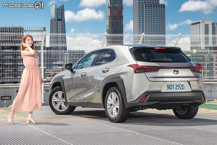 Lexus UX 250h 新年式試駕|影音系統再升級,發揮最強親和力!