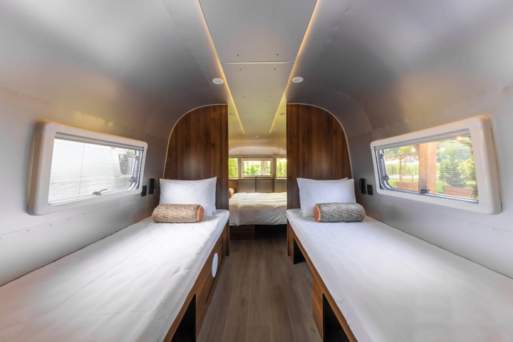 天成集團最新-朋趣露營車