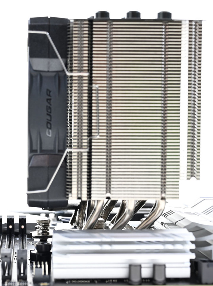 Cougar FORZA 85散熱器簡介及測試