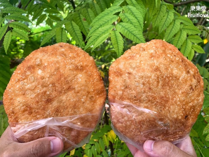 彰化美食-煎餅外皮酥脆的口感，甜鹹合宜的內餡，在地幸福的美味
