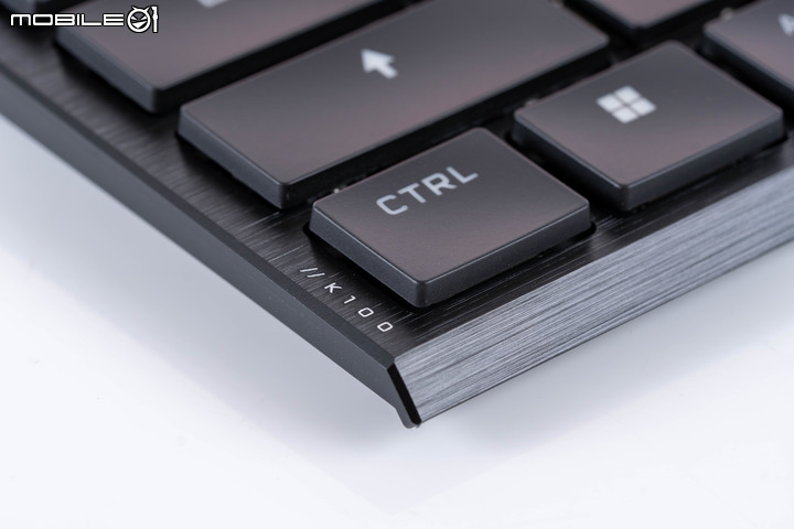 CORSAIR K100 AIR 無線機械鍵盤開箱試用 以超輕薄設計搭配 ULP 機械軸創造流暢輸入體驗