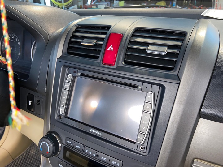 【圖多】搞剛分解CRV 精緻洗車全記錄|HONDA CRV內裝清潔過程分享