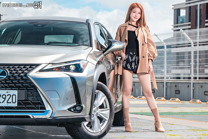 Lexus UX 250h 新年式試駕|影音系統再升級,發揮最強親和力!