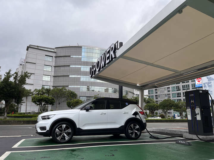 XC40 Recharge、T8 PHEV車友們來蓋個電能大樓文吧