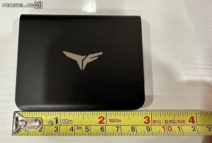 潘朵拉的觸控寶盒? T-FORCE TREASURE TOUCH RGB SSD 開箱