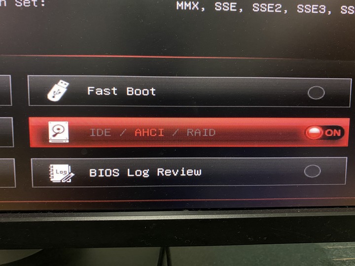 是我的x99a gaming 7讀不到M.2嗎？ 請益