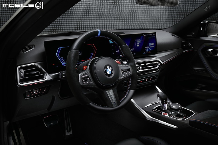 【海外新訊】BMW 為 M2 推出超強烈風格的 M Performance 套件!