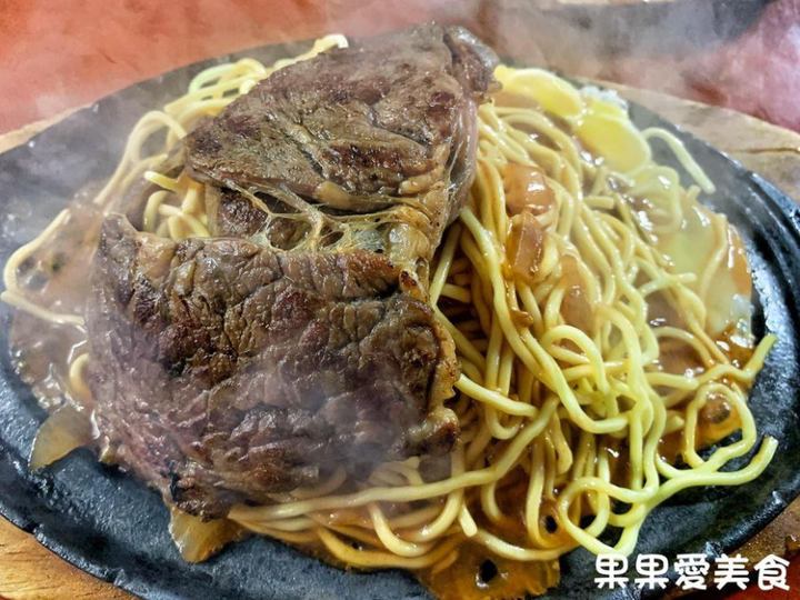 台中美食-經常來這裡報到的牛排店