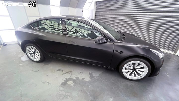 特斯拉 Model 3 鍍膜好?還是包膜好?優缺點比較分析