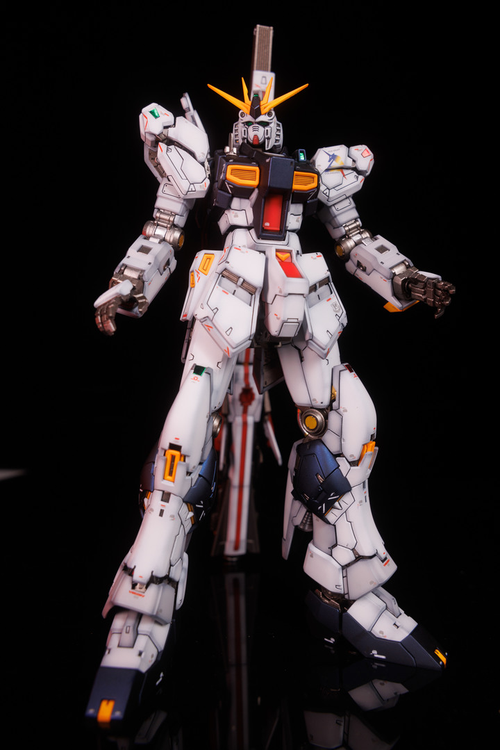 來自福岡的頂級和牛 萬代 RG 1/144 RX-93FF ν Gundam