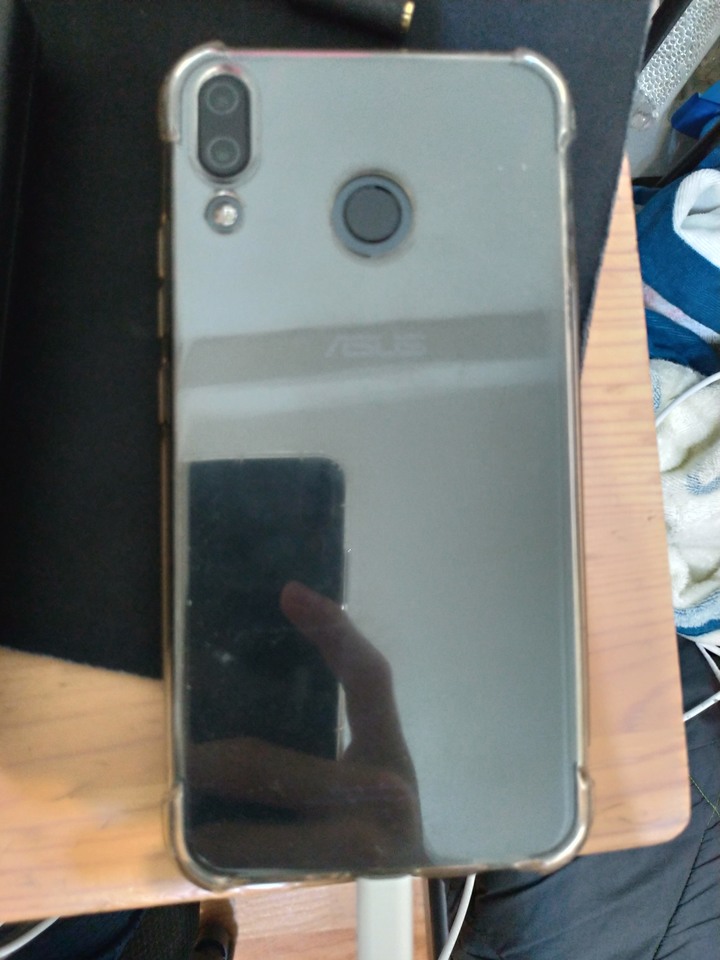 ASUS Zenfone 5z 摔壞