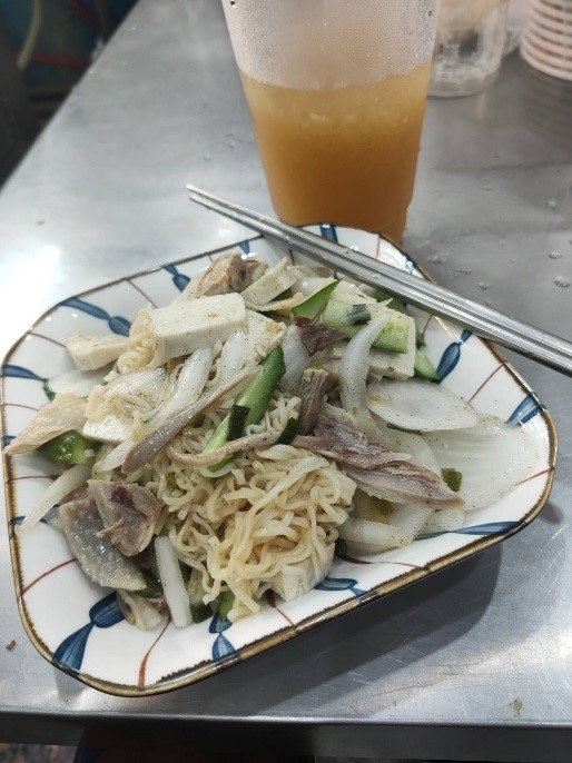 鹹東鹹西鹹水雞