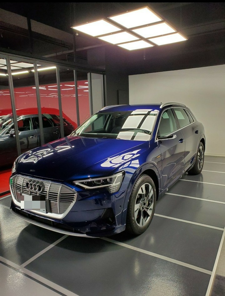 Audi e-tron 55 advanced 交車分享