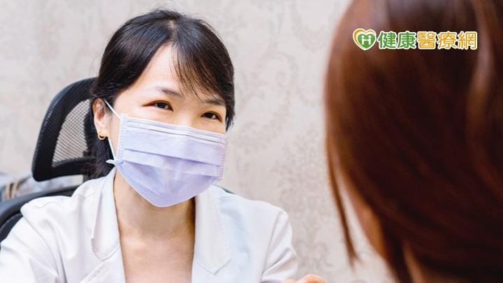 點我看大圖 秋季保養免花大錢小資醫美療程驅黑、改善膚況