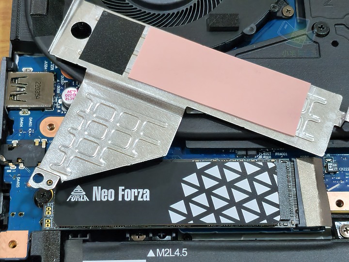 【小宅開箱】Neo Forza 凌航 NFP445 1TB PCIe SSD 石墨烯散熱片 CP值高又親民