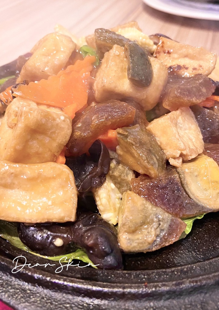 Sidewalk人行道蔬食-竹北店