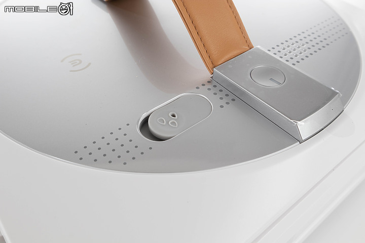 【開箱實測】窗戶好髒？就交給擦窗機器人！ECOVACS 科沃斯「GLASSBOT W1 PRO」全新登場