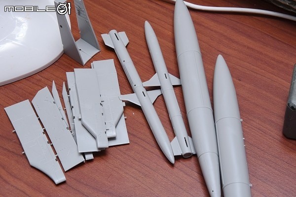 [模型製作記] 1/32 A-7E 戰鬥紅雞