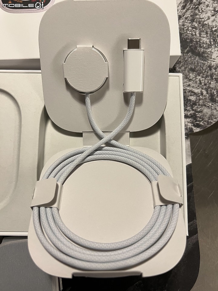 【超LAG開箱】 Apple Watch Ultra + Apple Watch Series 8 與 Apple Watch Series 7關箱