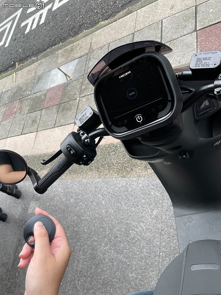 <試乘體驗心得> 宏佳騰智慧電車 Ai-1 Ultra Belt @台北信義宏佳騰智慧電車