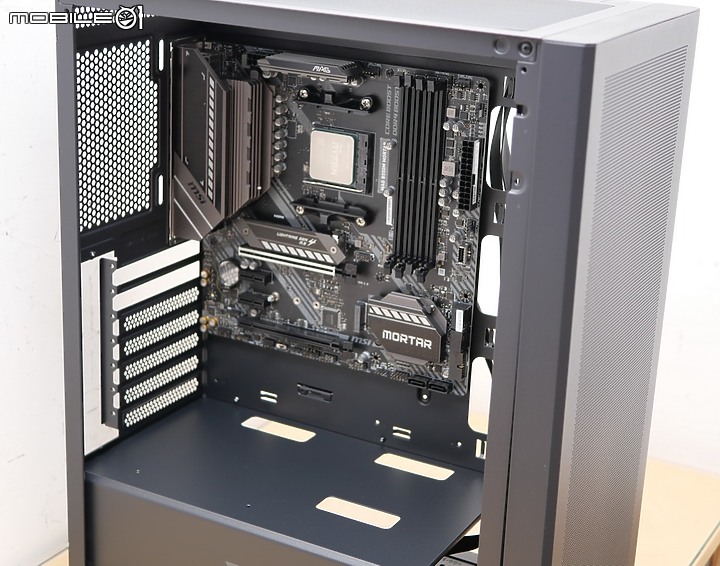 點我看大圖 低調無光 darkFlash DLC29 四面網格入門款 ATX 開箱