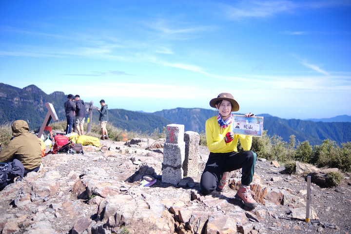 點我看大圖 【桃山喀拉業】一日二秀 | 比合歡西峰還要鳥的鳥山