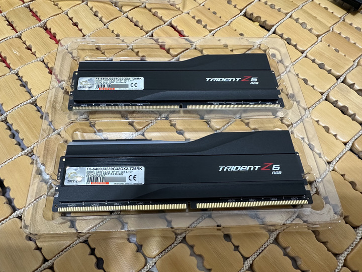 [菜單150K] Asus RTX 4090已入手，打遊戲上上Mobile01..通通OK！