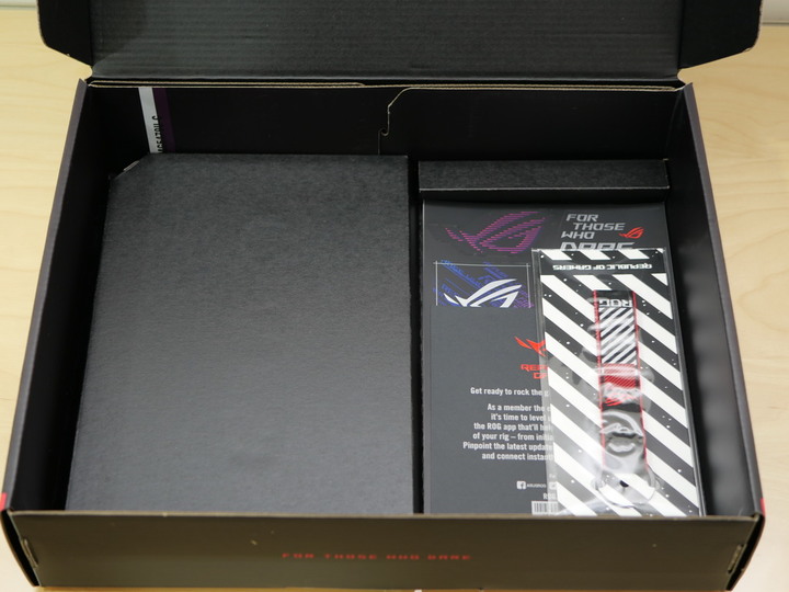 ROG STRIX 繼續升級 ROG STRIX Z790-E GAMING WIFI 開箱