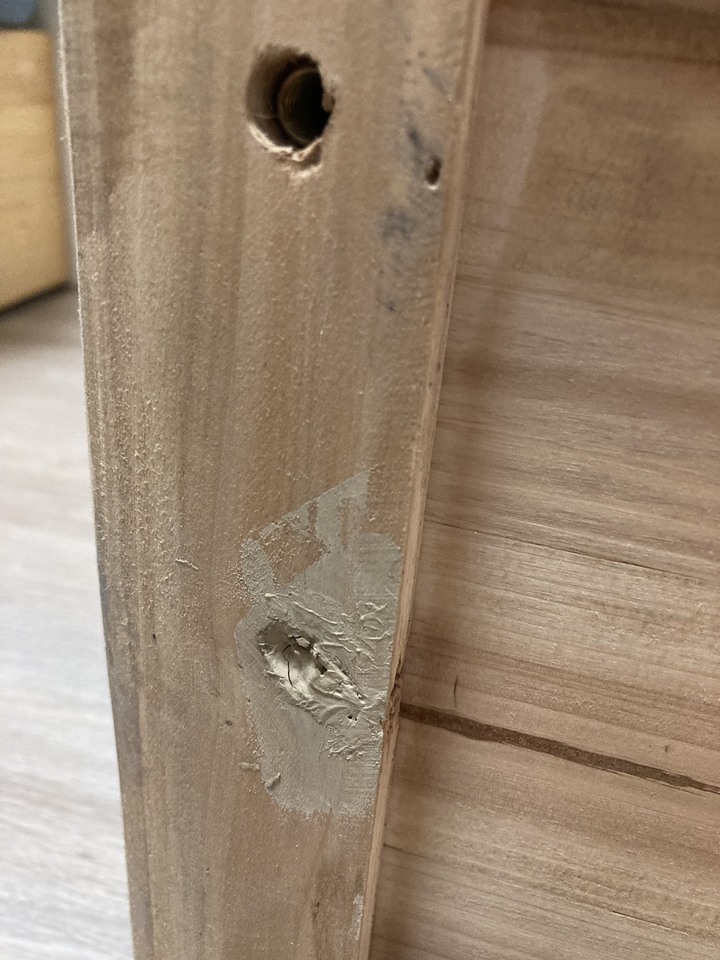 ［開箱］生活工場之杉之木雜物櫃-質感很差客服說正常