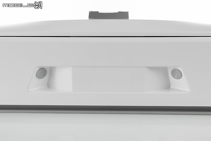 【開箱實測】窗戶好髒？就交給擦窗機器人！ECOVACS 科沃斯「GLASSBOT W1 PRO」全新登場