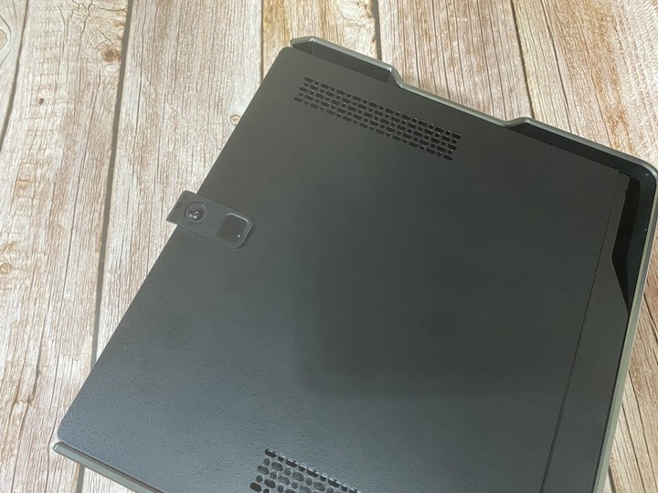 InWin Chopin Max 迷你ITX機殼 顏值內涵兼備 :打造客廳精緻輕巧視聽系統的好選擇