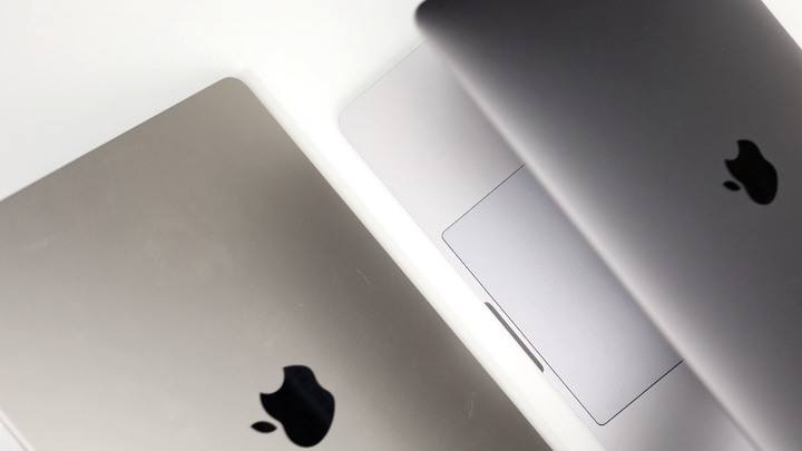 一個月心得，換到 MacBook Air M2 的主觀感受和小細節。搭配 j5create JCD393 連接 4K 60Hz 螢幕