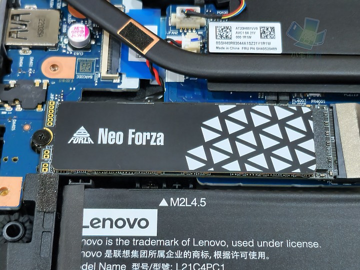 【小宅開箱】Neo Forza 凌航 NFP445 1TB PCIe SSD 石墨烯散熱片 CP值高又親民