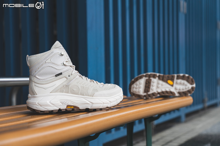 HOKA Tor Ultra 2022復刻版實穿分享｜戶外潮流經典神鞋再度回歸！
