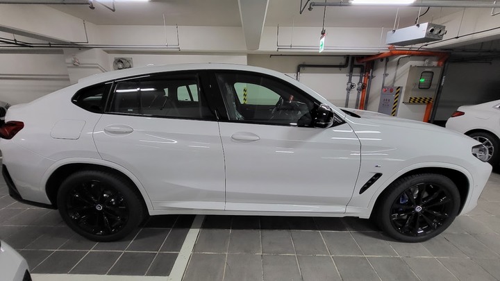 再見Volvo V60 T8,BMW G02 X4 M40i 開箱